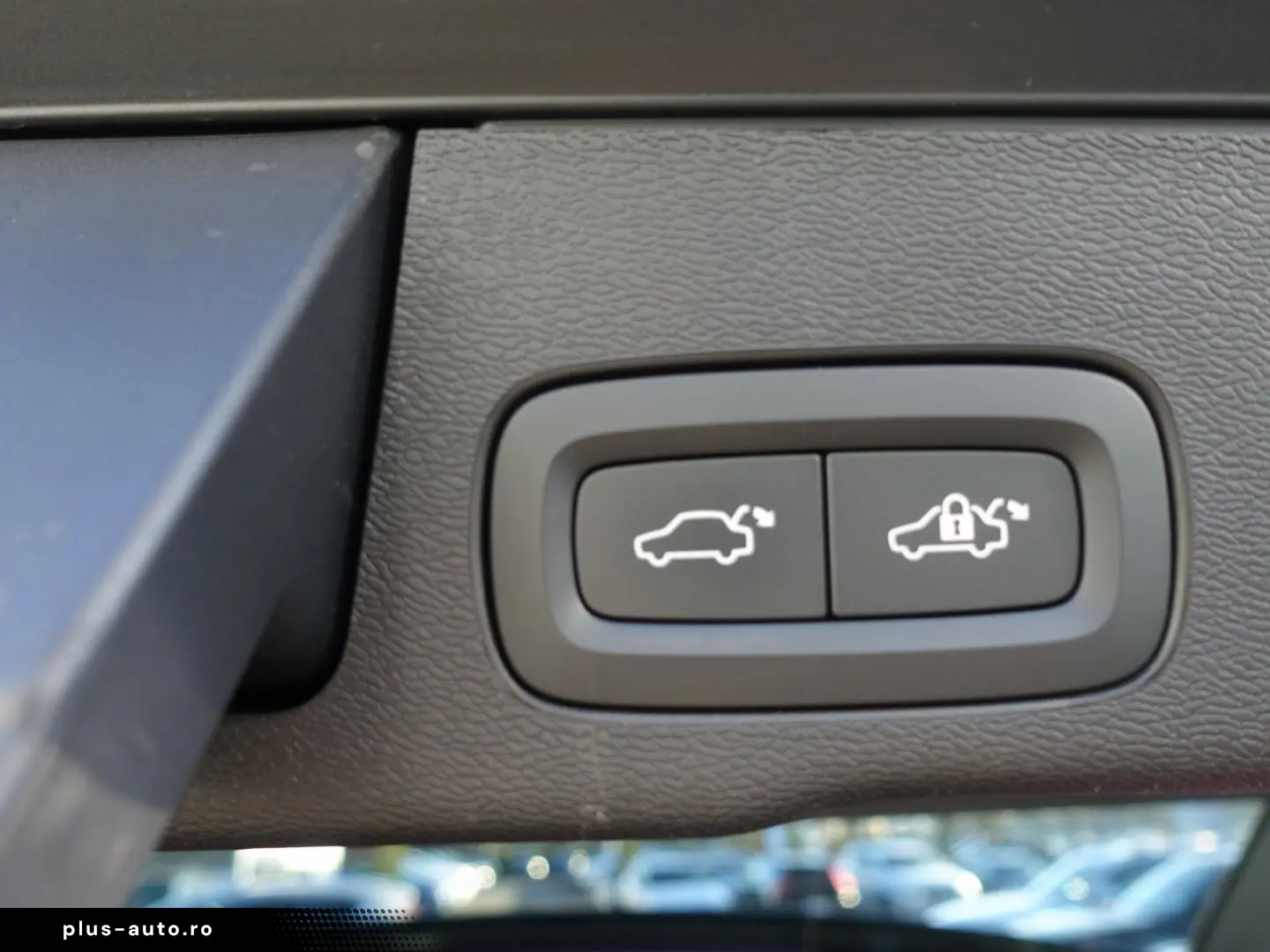 VOLVO XC60 Ultimate B5 AWD Bright 360  FourC AHK StndH