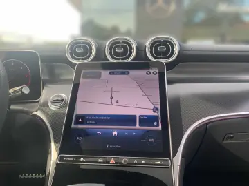 MERCEDES-BENZ GLC 220 d 4M AMG Pano Night LED Kam