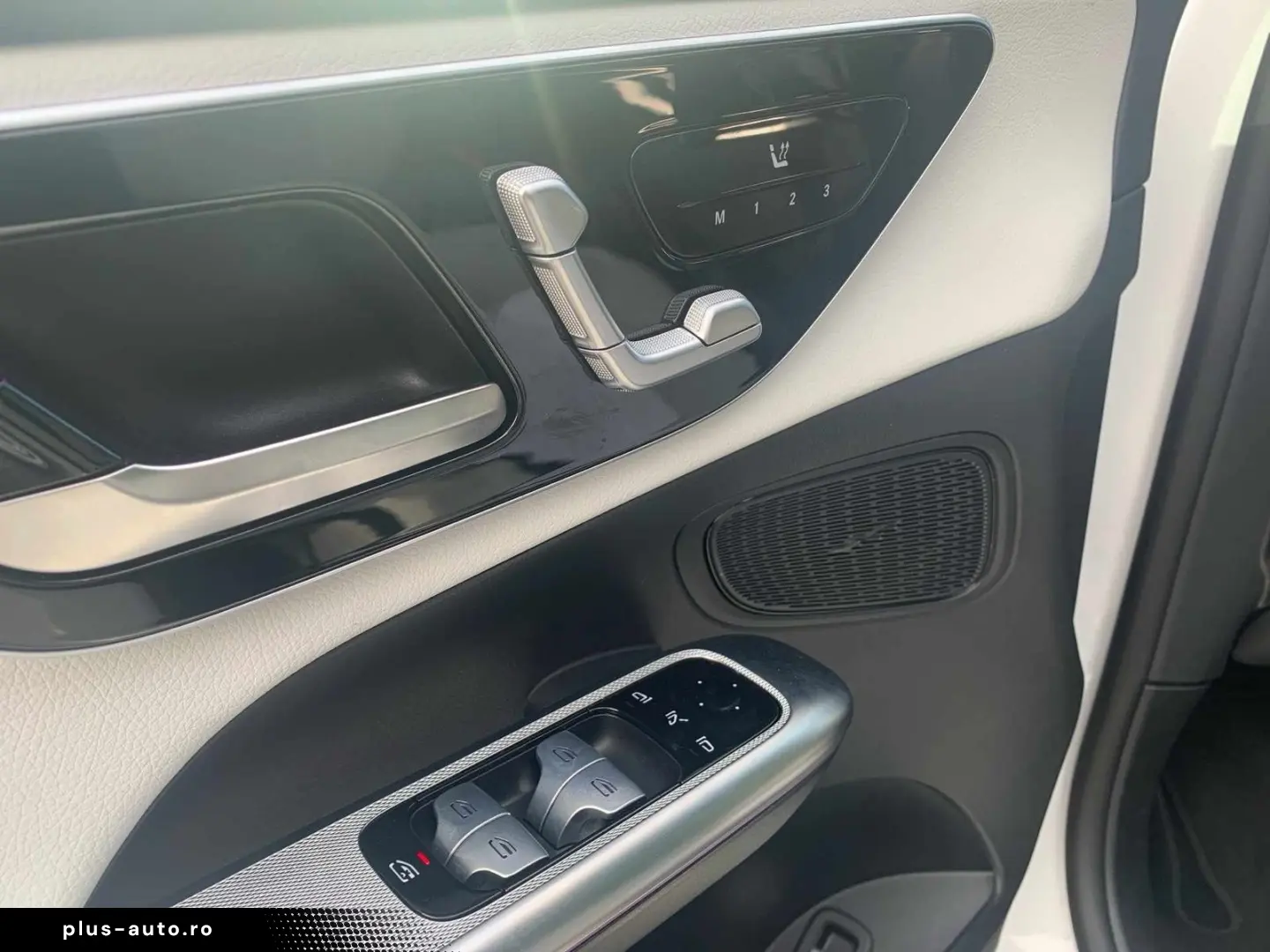 MERCEDES-BENZ GLC 220 d 4M AMG Pano Night LED Kam