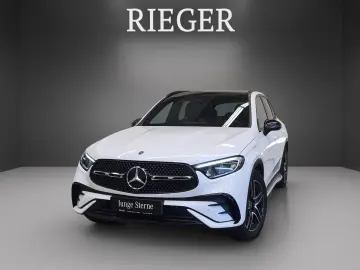 MERCEDES-BENZ GLC 220 d 4M AMG Pano MEMORY AHK Burmester