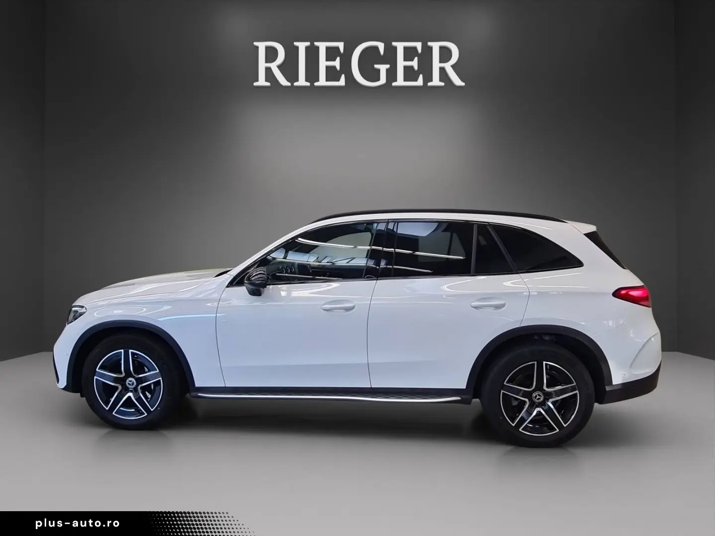 MERCEDES-BENZ GLC 220 d 4M AMG Pano MEMORY AHK Burmester