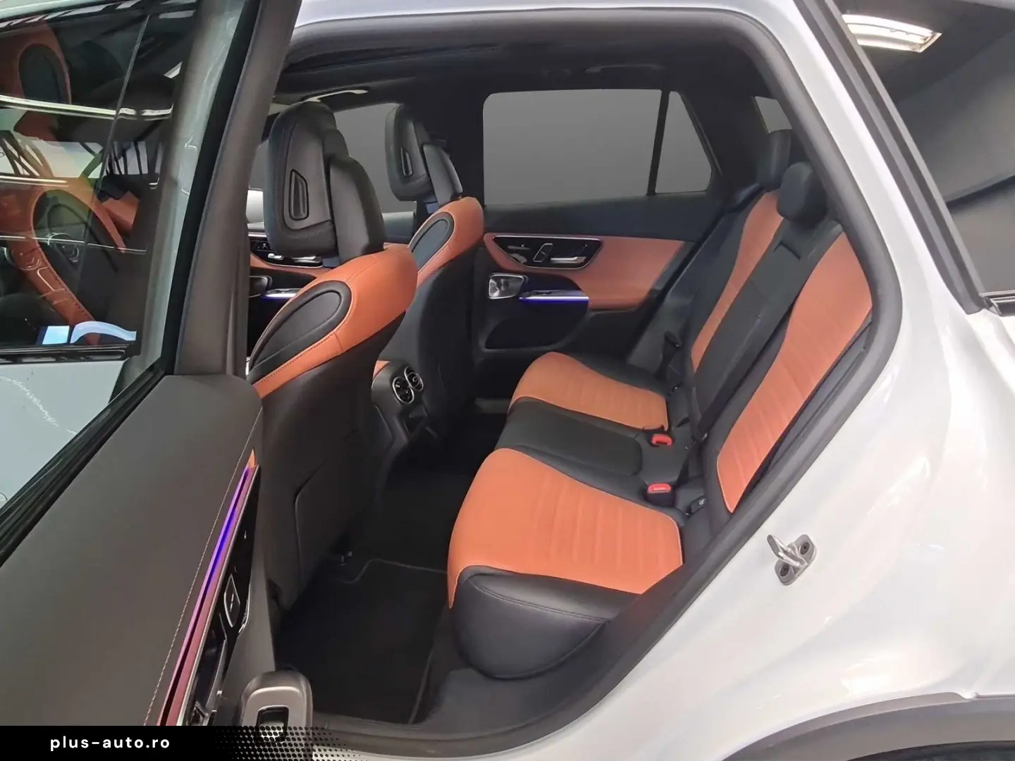 MERCEDES-BENZ GLC 220 d 4M AMG Pano MEMORY AHK Burmester