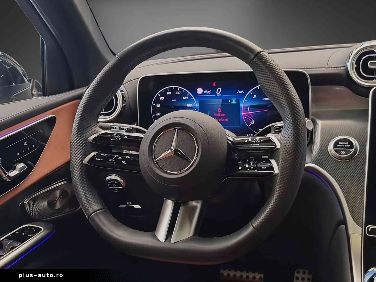 MERCEDES-BENZ GLC 220 d 4M AMG Pano MEMORY AHK Burmester