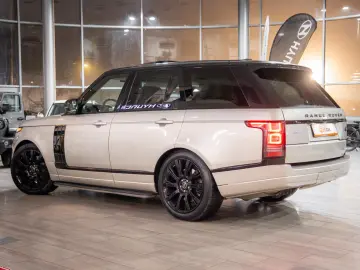 Land Rover Range Rover 4.4L V8 Diesel Autobiography