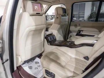 Land Rover Range Rover 4.4L V8 Diesel Autobiography