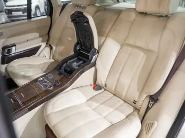 Land Rover Range Rover 4.4L V8 Diesel Autobiography