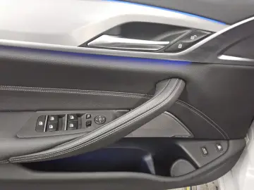 BMW 530e xDr Sport-Line LED LC Prof. GSD H-K HuD