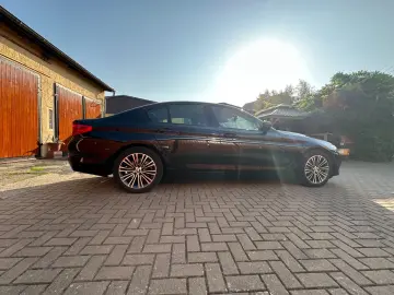 BMW 530 Baureihe 5 Lim. 530 e Sport Line