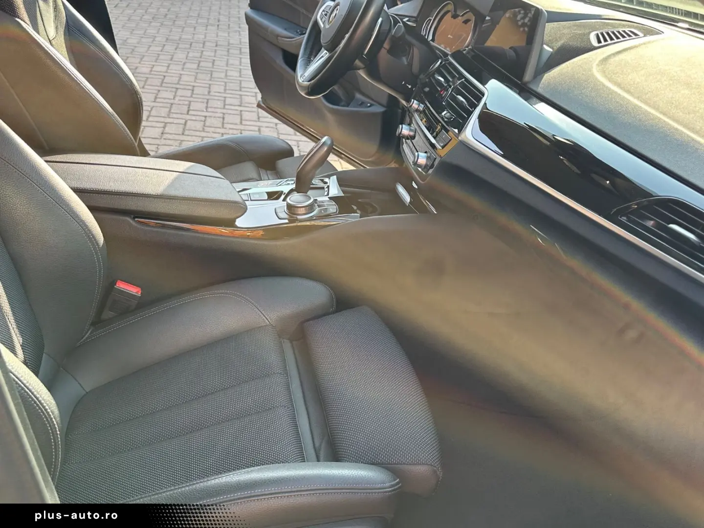 BMW 530 Baureihe 5 Lim. 530 e Sport Line