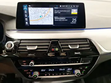 BMW 530e iPerformance Limousine Driv.Assist  Kamera