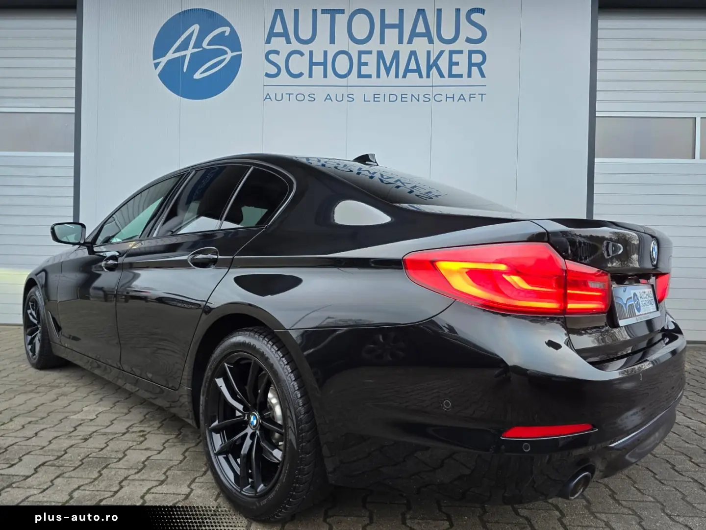 BMW 520d Sport Line NAPPA HUD AHK 360 ACC SHD HIFI
