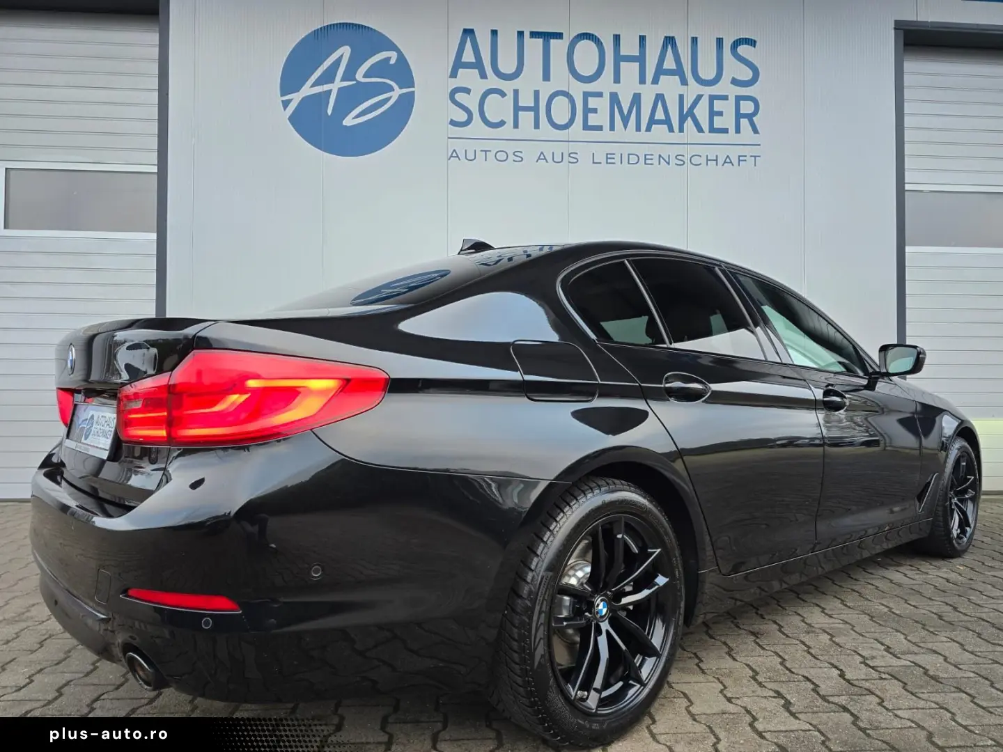 BMW 520d Sport Line NAPPA HUD AHK 360 ACC SHD HIFI