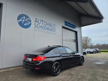 BMW 520d Sport Line NAPPA HUD AHK 360 ACC SHD HIFI