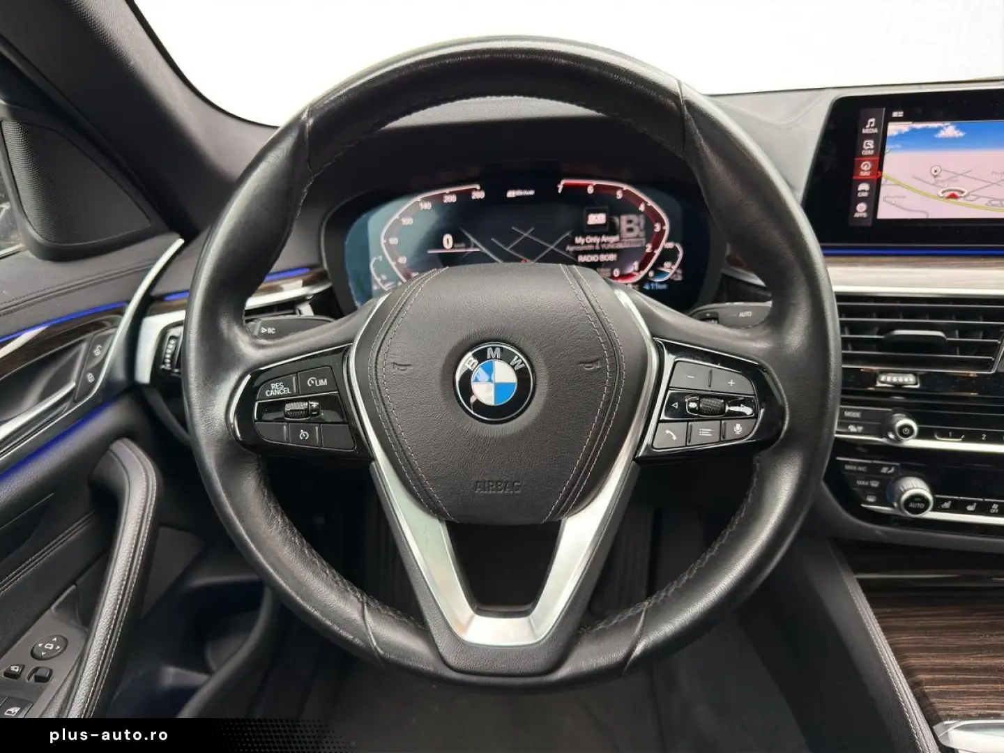 BMW 530 e Luxury Line LEDER SHZ KAM HUD NAV LED 93 3