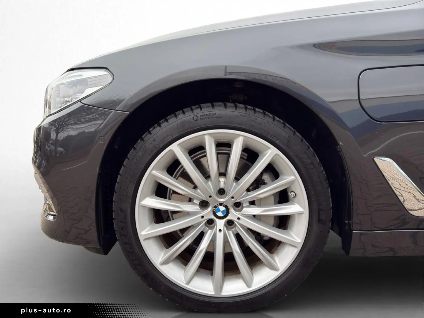 BMW 530 e Luxury Line LEDER SHZ KAM HUD NAV LED 93 3