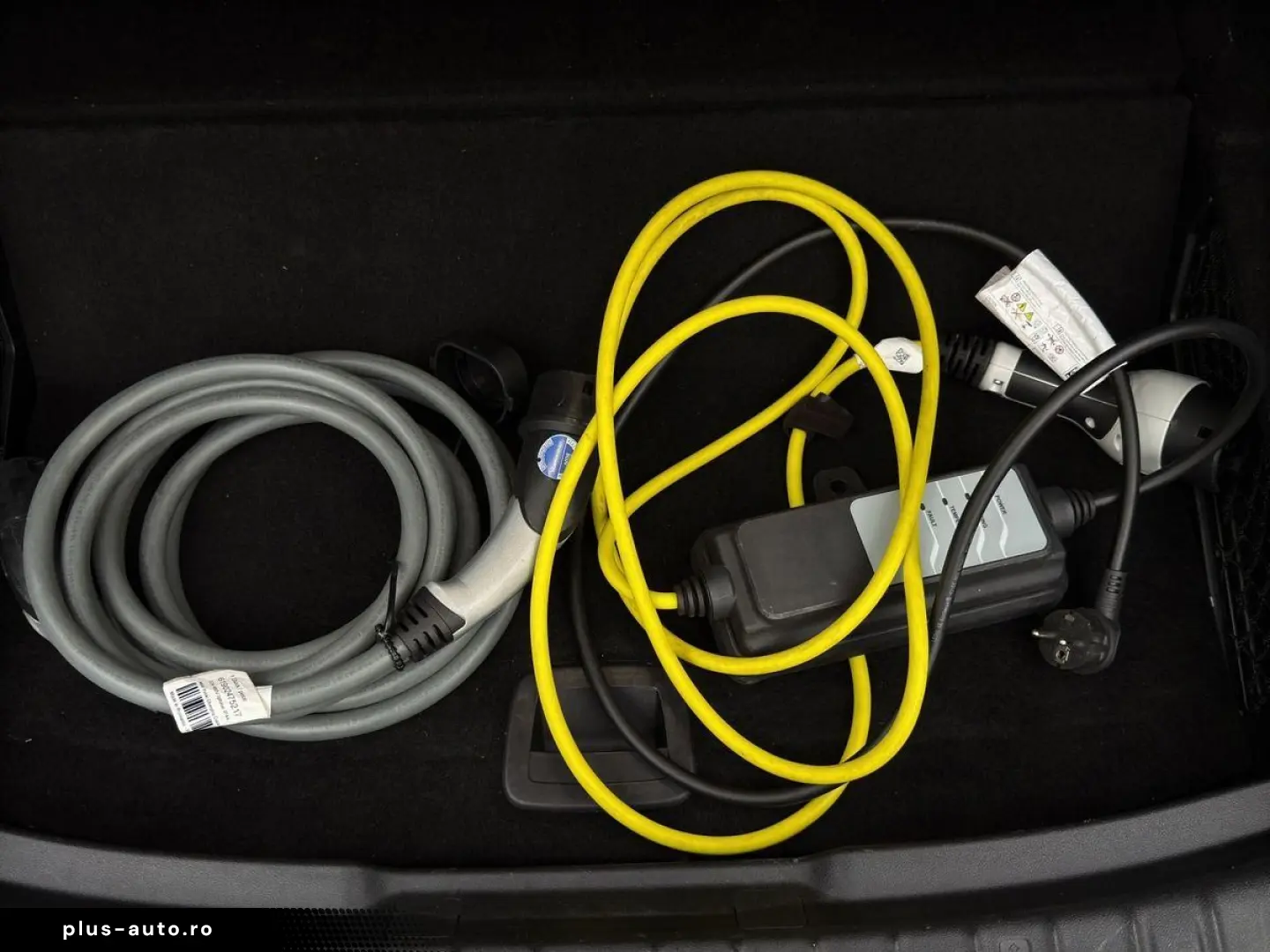 BMW 530 e Luxury Line LEDER SHZ KAM HUD NAV LED 93 3