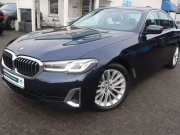 BMW 520d Aut. Luxury Line NAVIGATION R-CAM LEDER