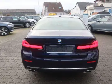 BMW 520d Aut. Luxury Line NAVIGATION R-CAM LEDER