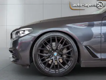 BMW i xD Sport Line  ACC Sitzlüftung Memo 20Zoll DAB