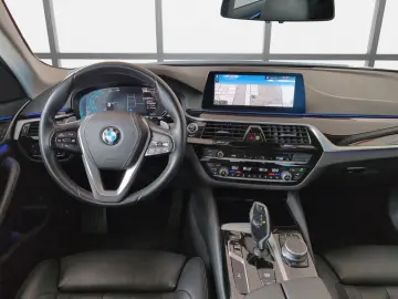 BMW i xD Sport Line  ACC Sitzlüftung Memo 20Zoll DAB