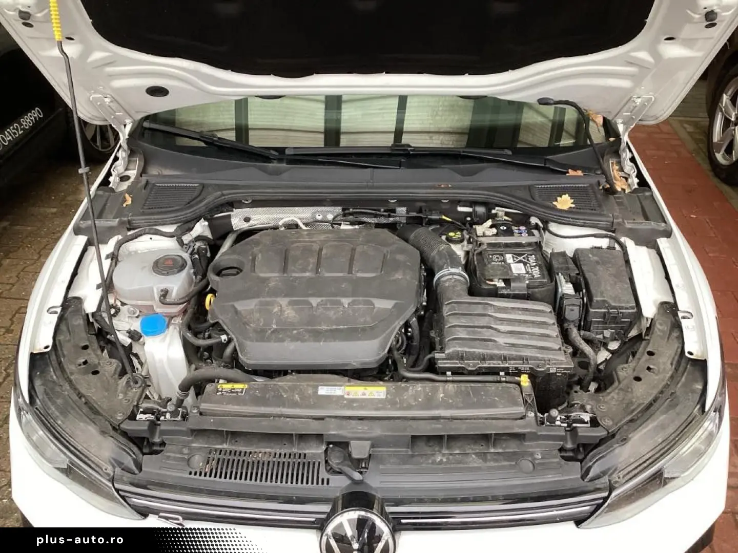 VW Golf VIII R 2.0 TSI 4M VIRTUAL R-CAM 19 ALU MATR