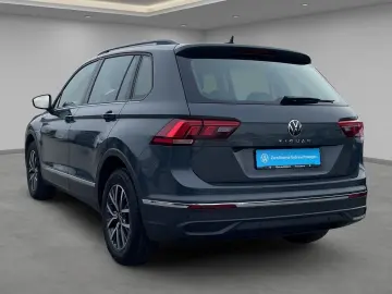 VW Tiguan Life 2.0 TDI 7-Gang-DSG LED Navi Kamera