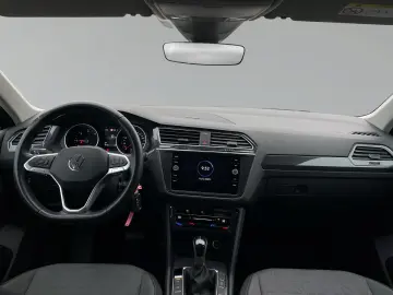 VW Tiguan Life 2.0 TDI 7-Gang-DSG LED Navi Kamera