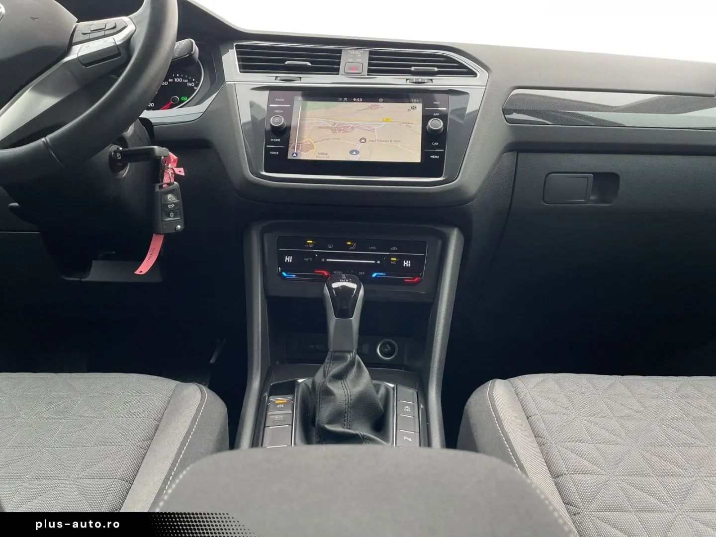 VW Tiguan Life 2.0 TDI 7-Gang-DSG LED Navi Kamera