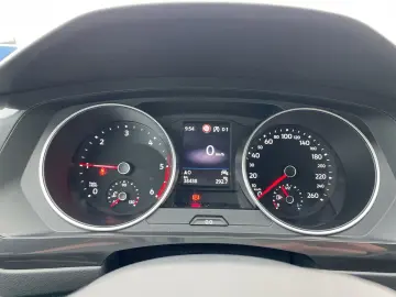 VW Tiguan Life 2.0 TDI 7-Gang-DSG LED Navi Kamera