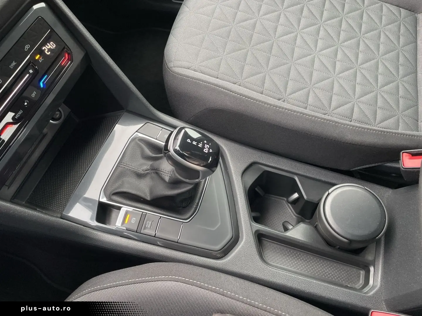 VW Tiguan Life 2.0 TDI 7-Gang-DSG LED Navi Kamera