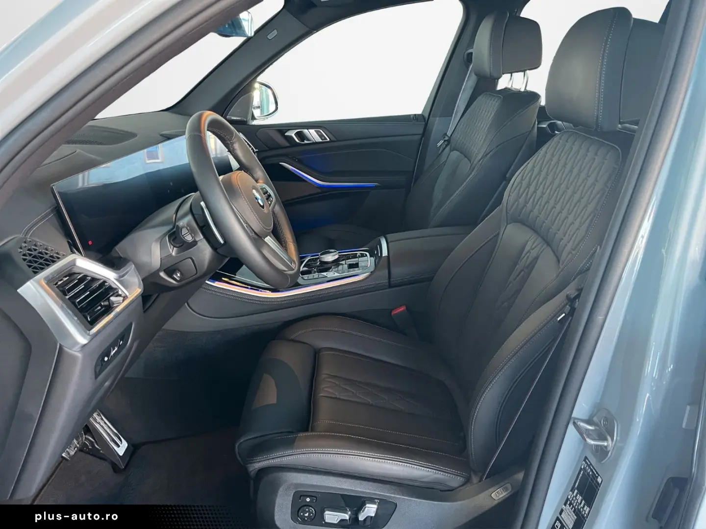 BMW X5 xDrive 30d M-SPORT PRO AHK PANO 7-S STAND-HZ