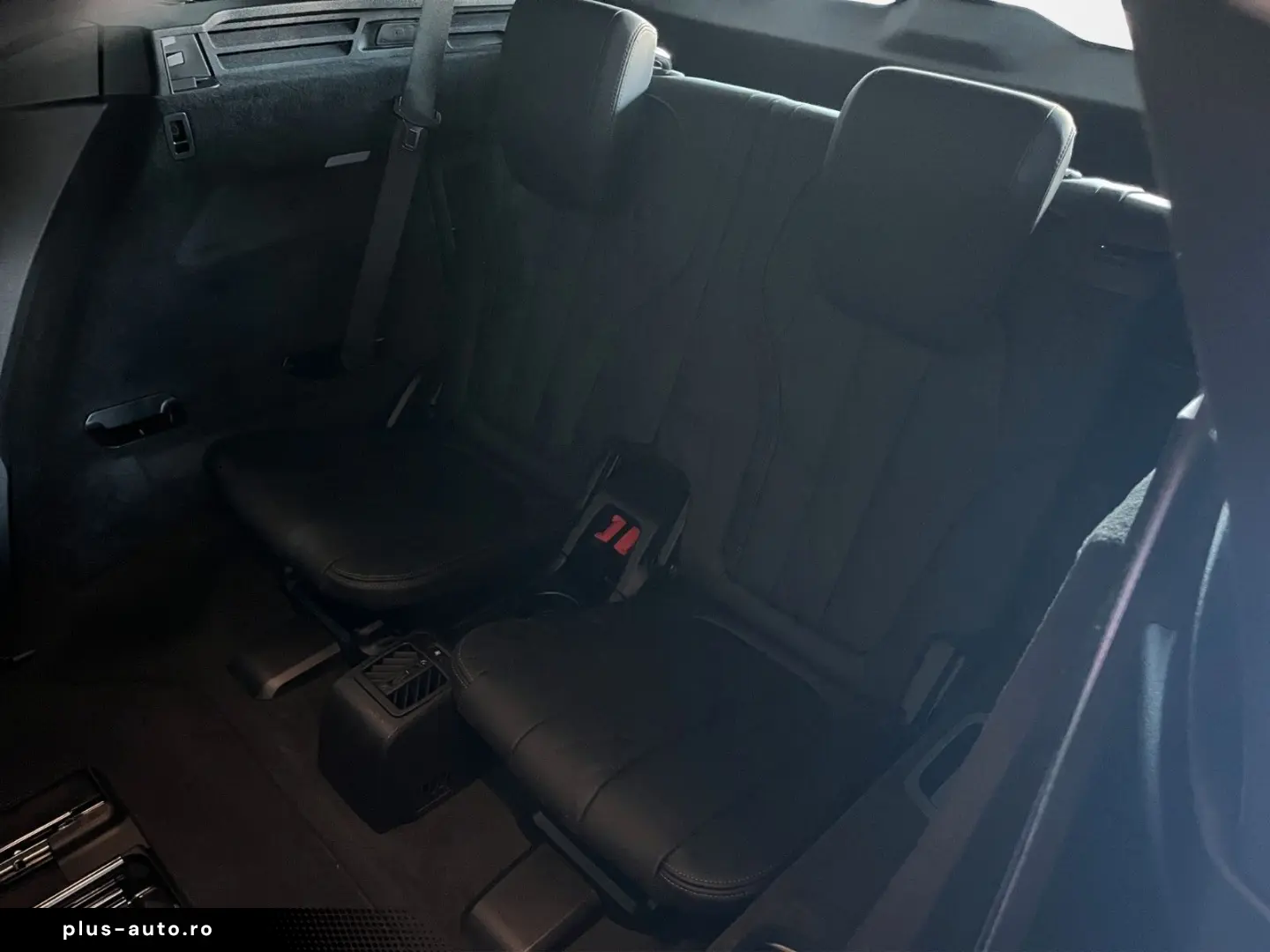 BMW X5 xDrive 30d M-SPORT PRO AHK PANO 7-S STAND-HZ