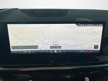 BMW X5 xDrive 30d M-SPORT PRO AHK PANO 7-S STAND-HZ