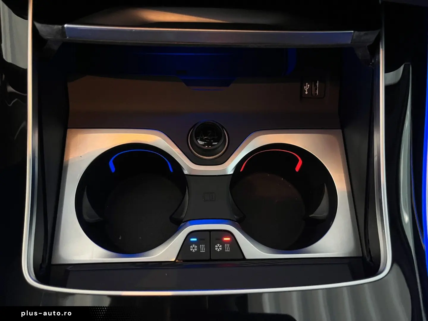 BMW X5 xDrive 30d M-SPORT PRO AHK PANO 7-S STAND-HZ