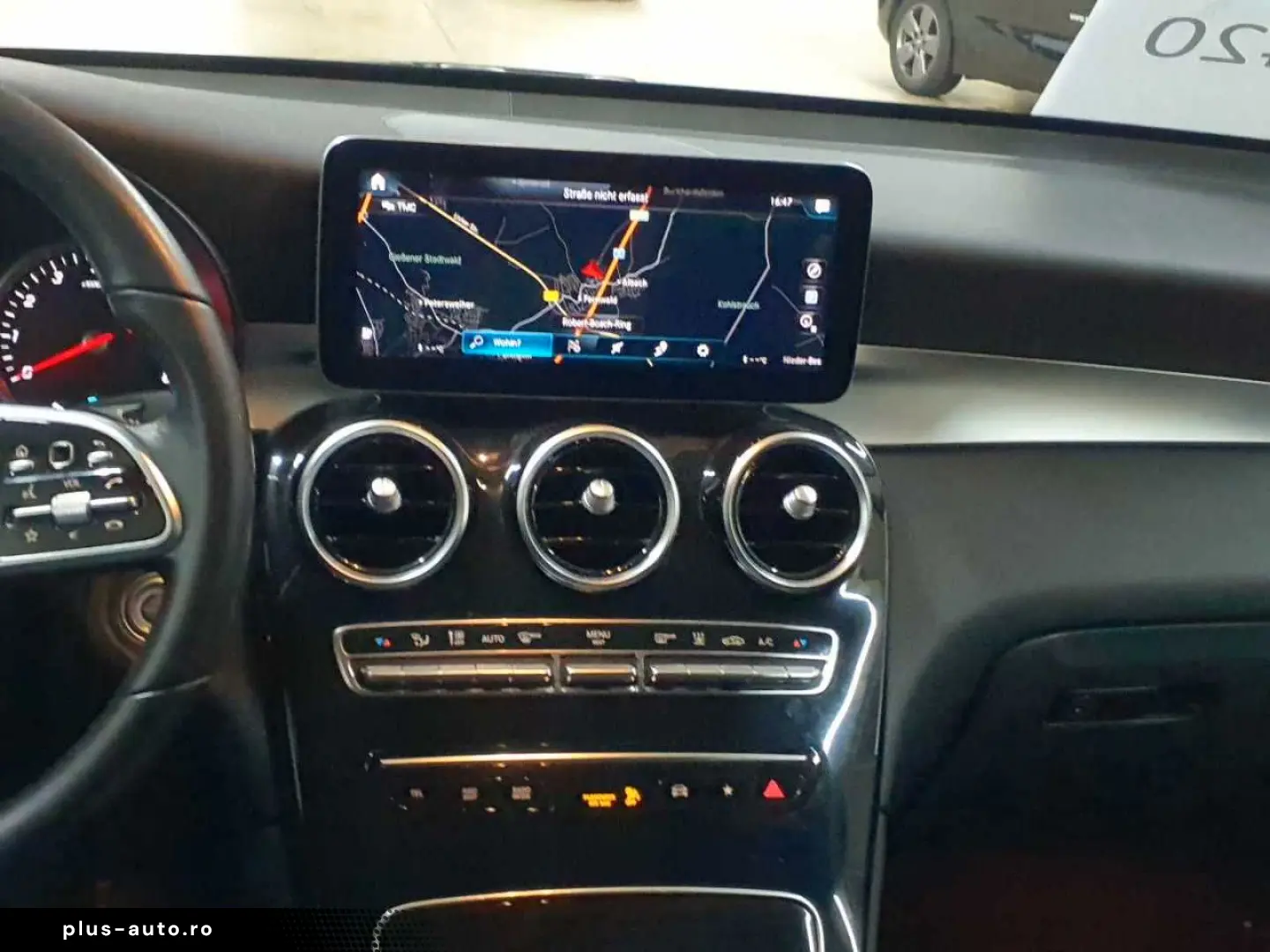 MERCEDES-BENZ GLC 300 e 4M- AHK BusiP AssiP KomfP KAM