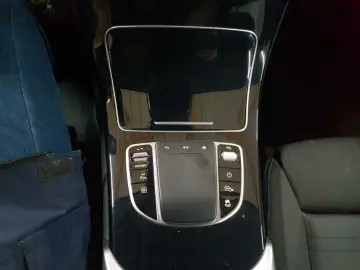 MERCEDES-BENZ GLC 300 e 4M- AHK BusiP AssiP KomfP KAM