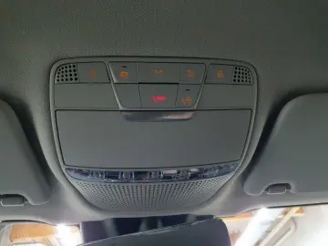 MERCEDES-BENZ GLC 300 e 4M- AHK BusiP AssiP KomfP KAM