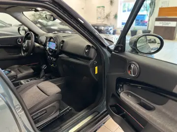 MINI CoopSECountryman Aut HUD Panor LED Kamer KomfoZg