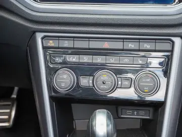 VW T-Roc Cabriolet 1.5 TSI DSG R-Line AHK  NAVI