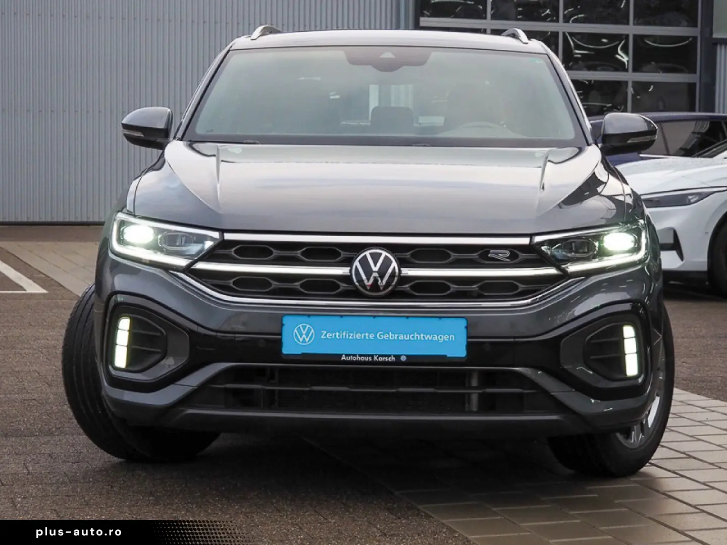 VW T-Roc 1.5 TSI DSG R-Line IQ.LIGHT  AHK  NAVI