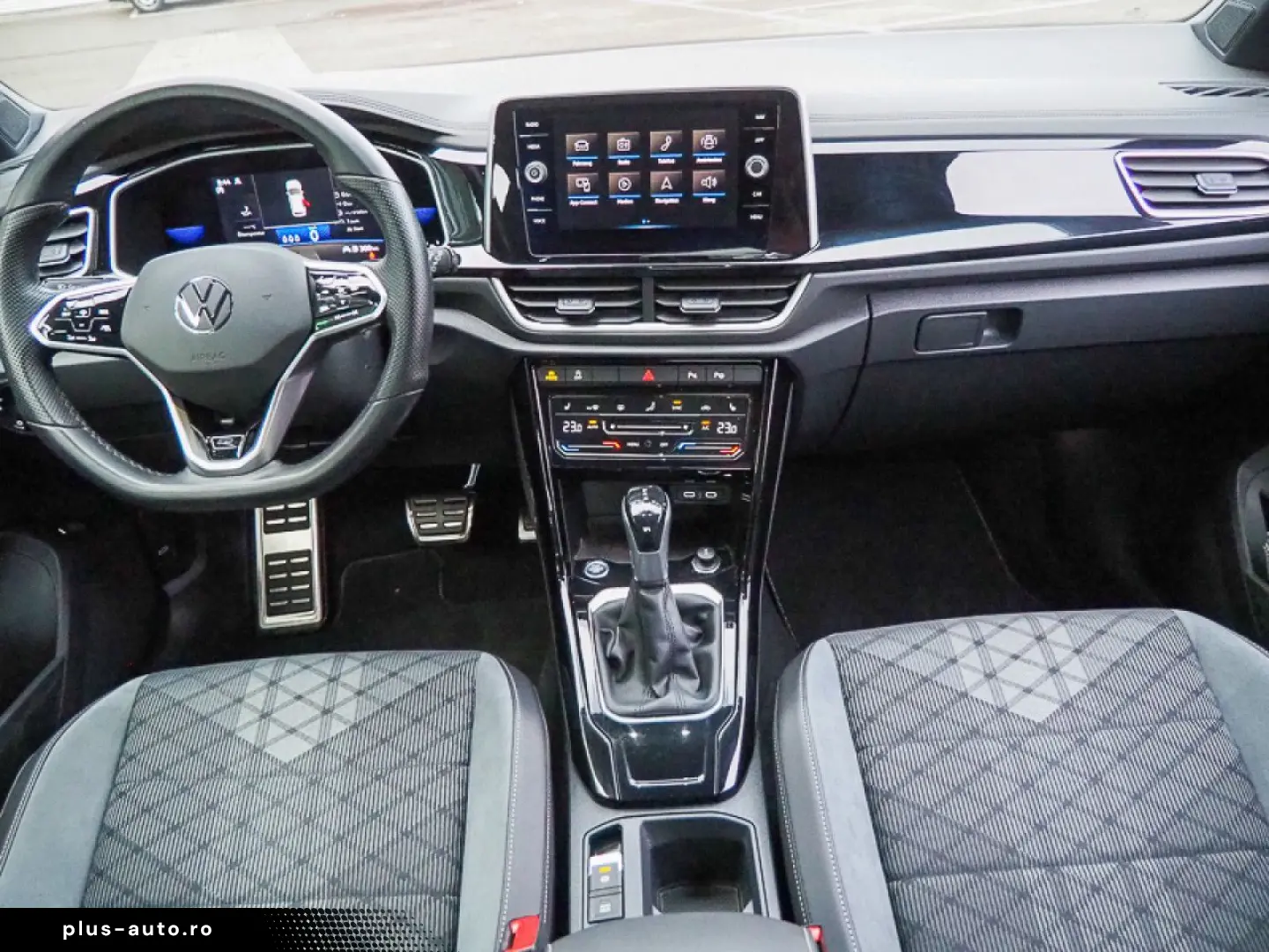 VW T-Roc 1.5 TSI DSG R-Line IQ.LIGHT  AHK  NAVI