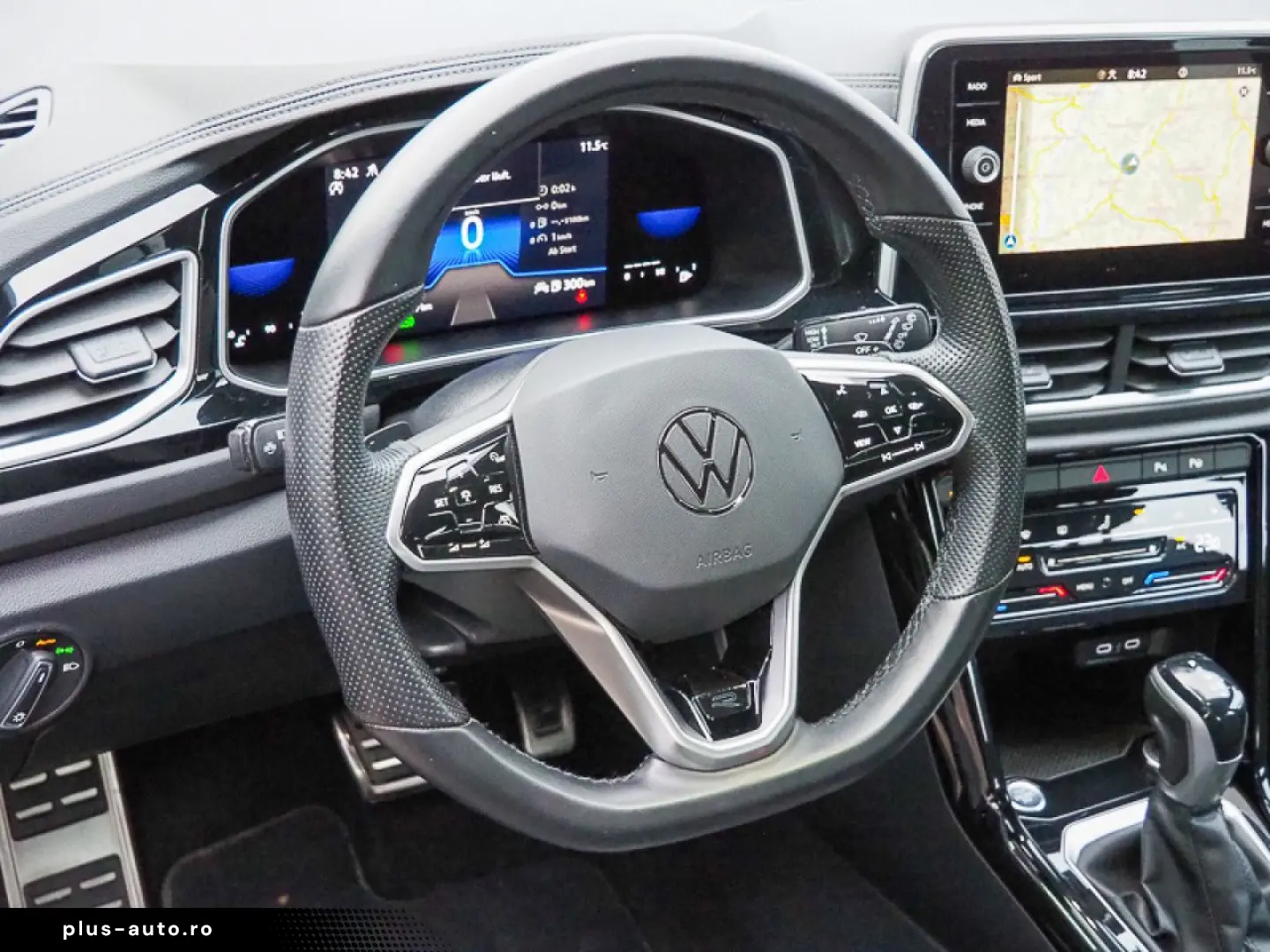 VW T-Roc 1.5 TSI DSG R-Line IQ.LIGHT  AHK  NAVI