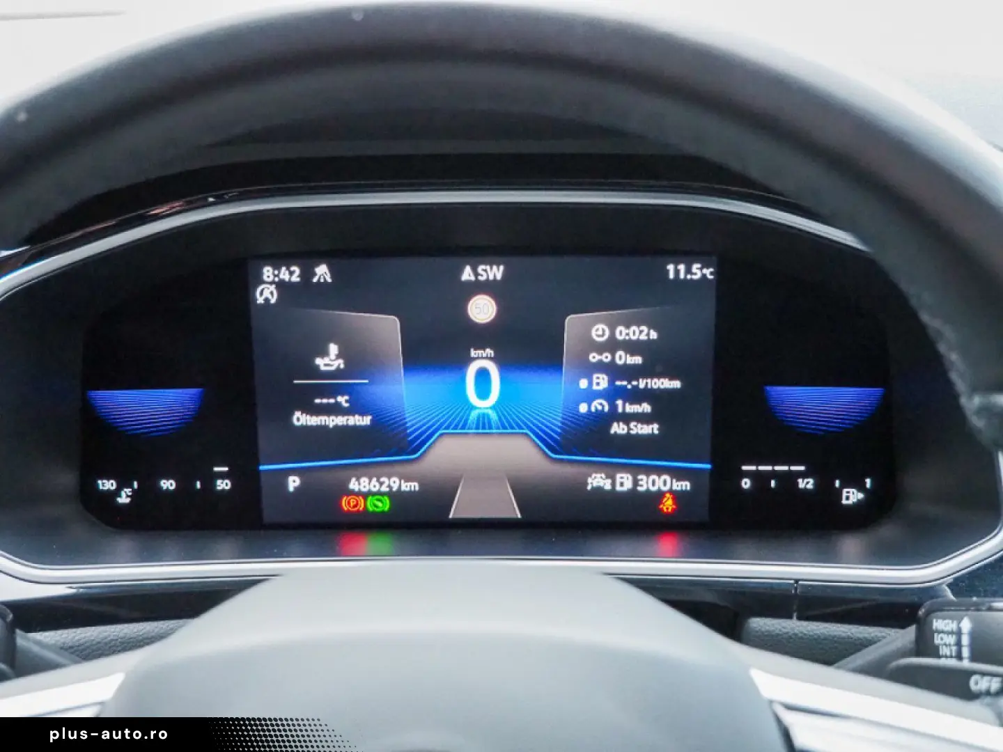 VW T-Roc 1.5 TSI DSG R-Line IQ.LIGHT  AHK  NAVI