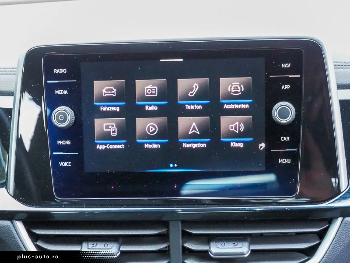 VW T-Roc 1.5 TSI DSG R-Line IQ.LIGHT  AHK  NAVI