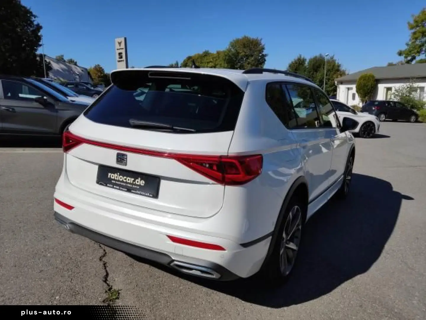 SEAT TARRACO FR 2.0 TDI DSG 4DRIVE NAVI SITZHEI. DAB