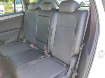 SEAT TARRACO FR 2.0 TDI DSG 4DRIVE NAVI SITZHEI. DAB