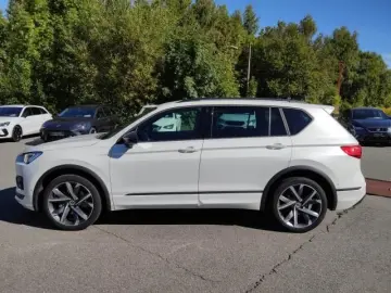 SEAT TARRACO FR 2.0 TDI DSG 4DRIVE NAVI SITZHEI. DAB