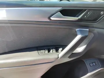 SEAT TARRACO FR 2.0 TDI DSG 4DRIVE NAVI SITZHEI. DAB