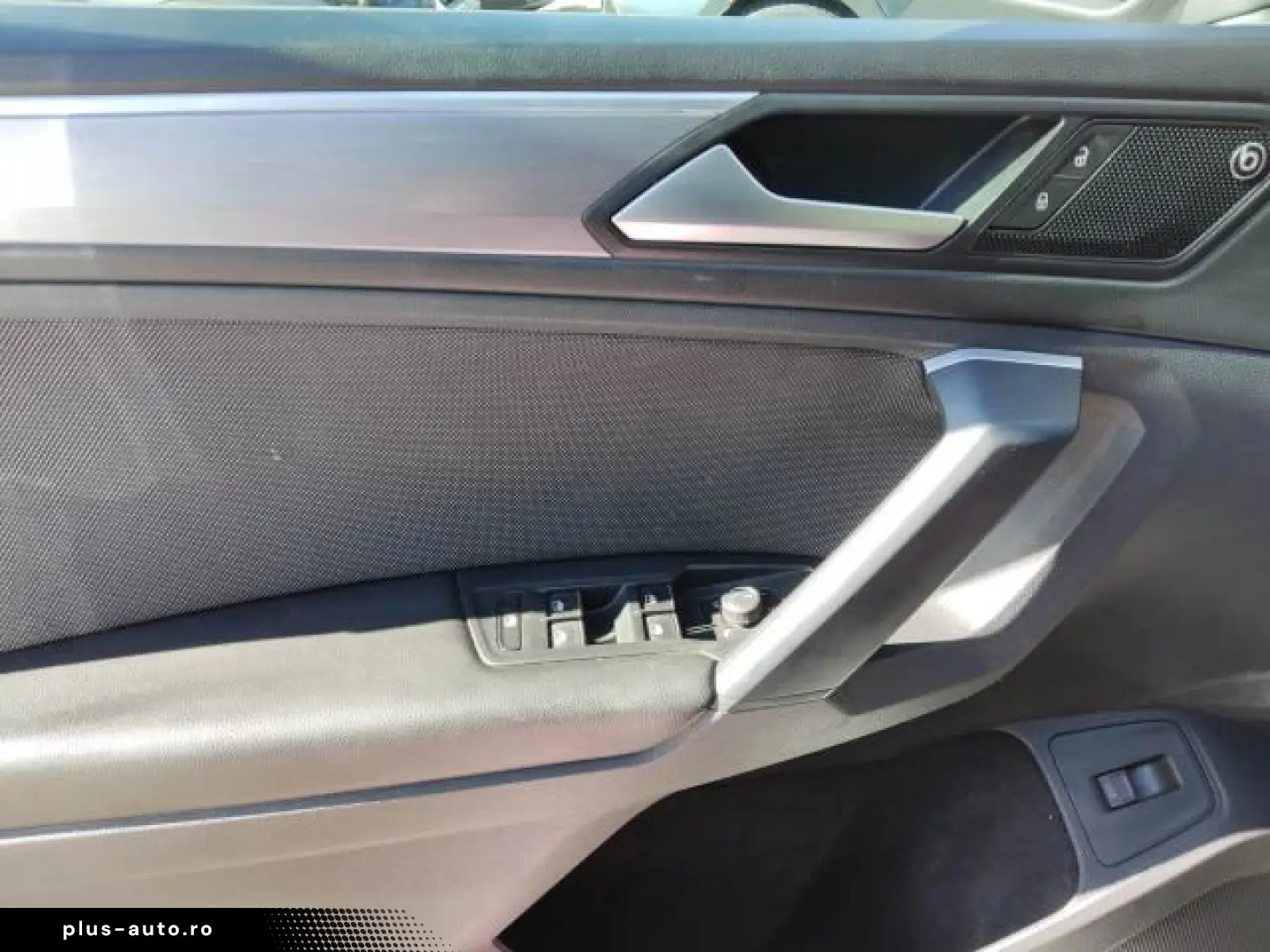 SEAT TARRACO FR 2.0 TDI DSG 4DRIVE NAVI SITZHEI. DAB