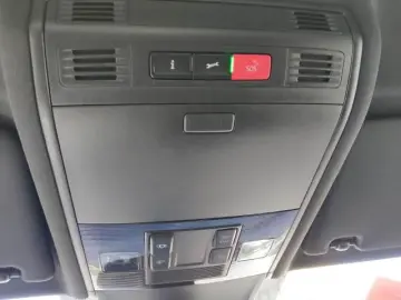 SEAT TARRACO FR 2.0 TDI DSG 4DRIVE NAVI SITZHEI. DAB